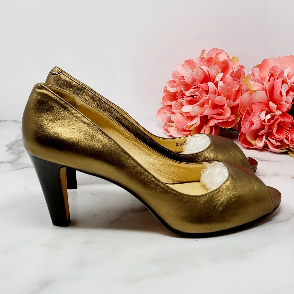 COLE HAAN Gold Leather Peep Toe Pump